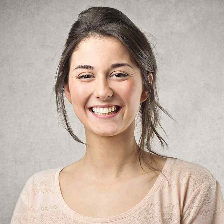 https://www.three-hands.com/wp-content/uploads/2018/01/img-testimonials-career-04.jpg
